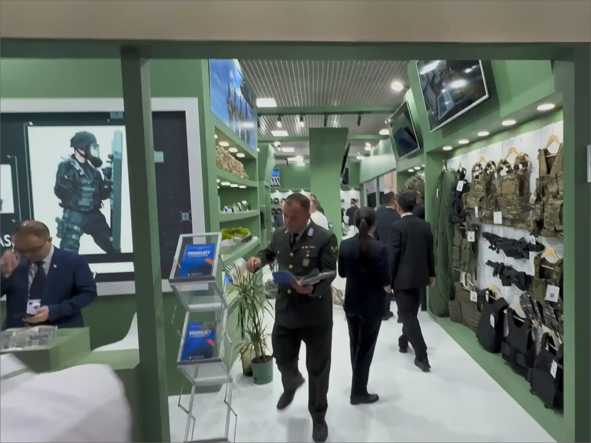 China Defence İdef İstanbul 2025 fuar standı görünümü