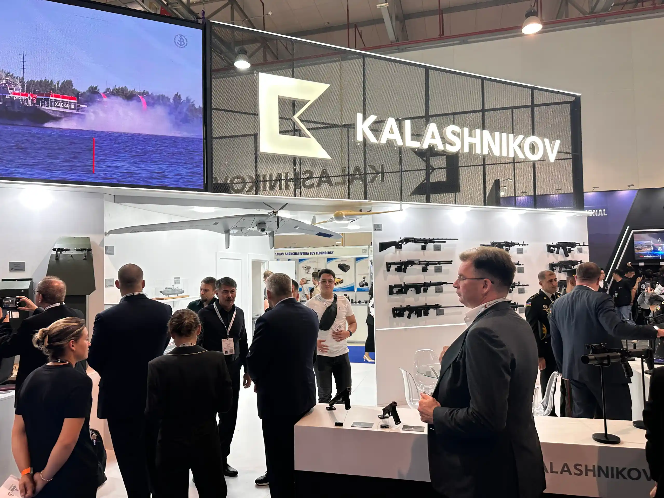 Стенд Kalashnikov на ADEX Баку 2024